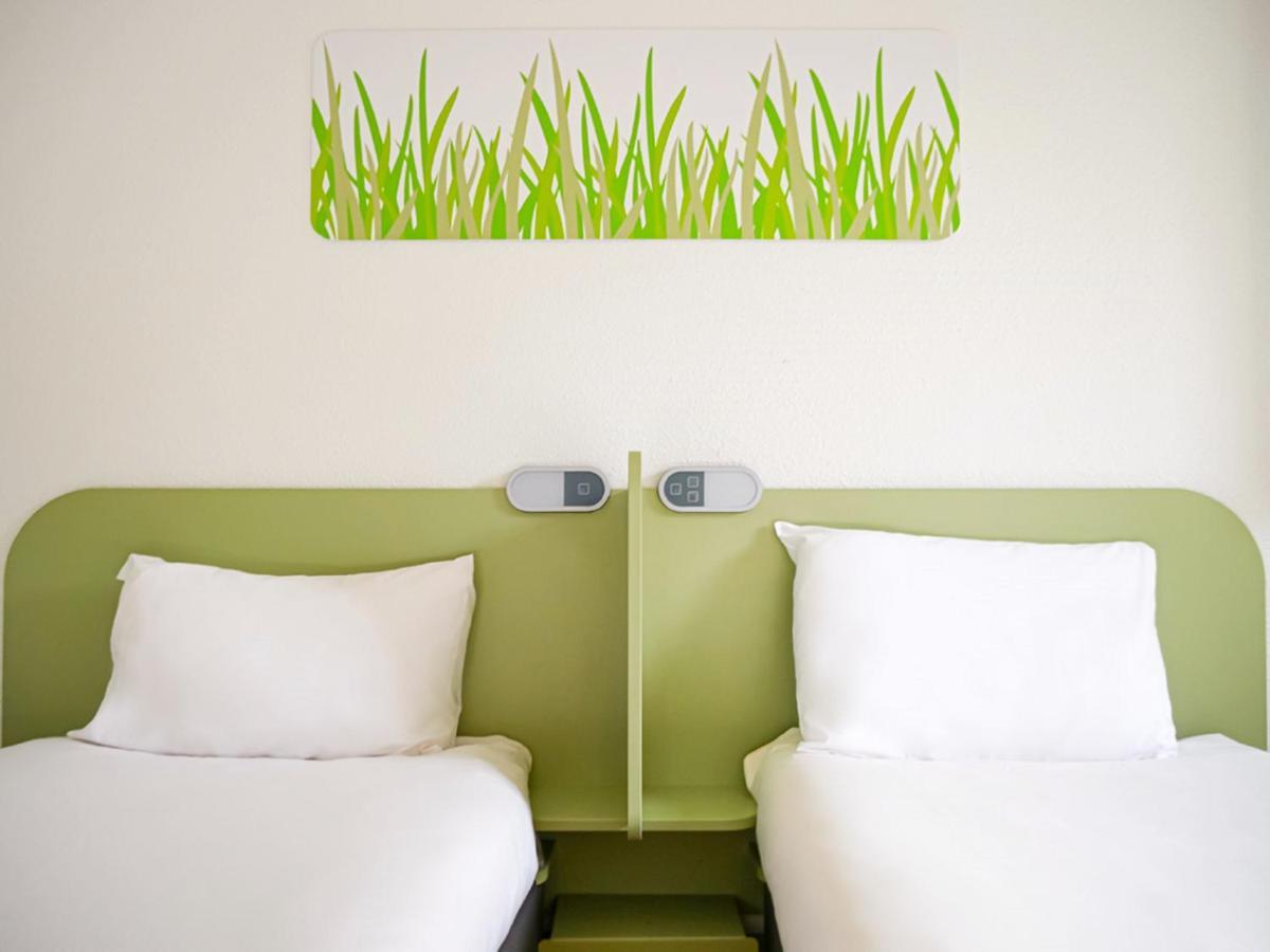 ไอบิส บัดเจ็ต ปัวติเยร์ นอร์ด ฟิวตูโรสโคป Hotel ชาสเซเนย-ดู-ปัวตู ภายนอก รูปภาพ