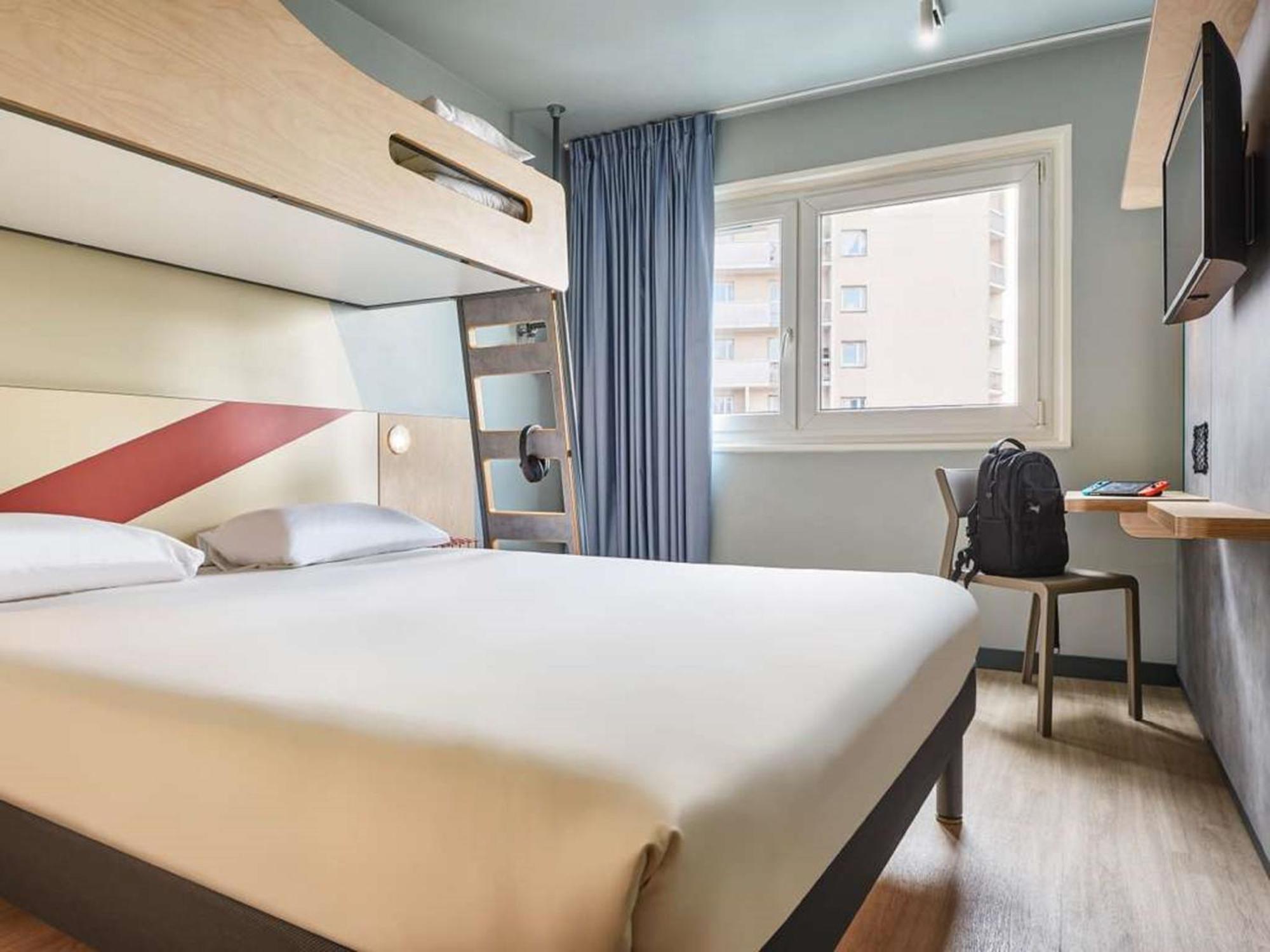 ไอบิส บัดเจ็ต ปัวติเยร์ นอร์ด ฟิวตูโรสโคป Hotel ชาสเซเนย-ดู-ปัวตู ภายนอก รูปภาพ